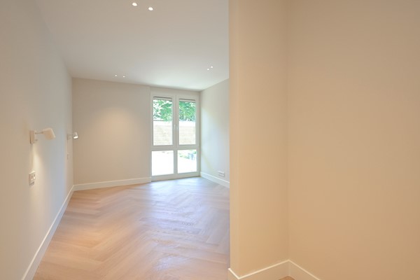 Medium property photo - Laan van Meerdervoort 37A, 2517 AD Den Haag